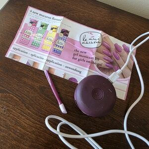 Le Mini Macaron Gel Manicure Kit